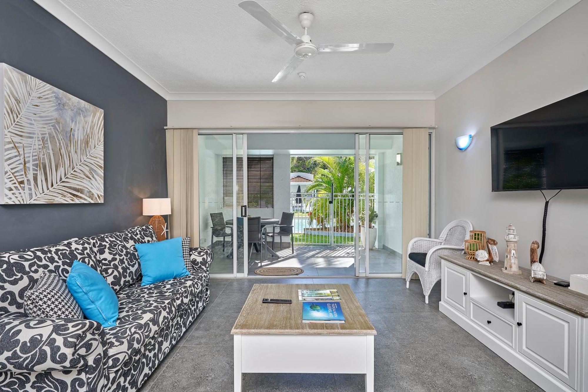 Alassio Apartments With Direct Pool Access Palm Cove Quarto foto